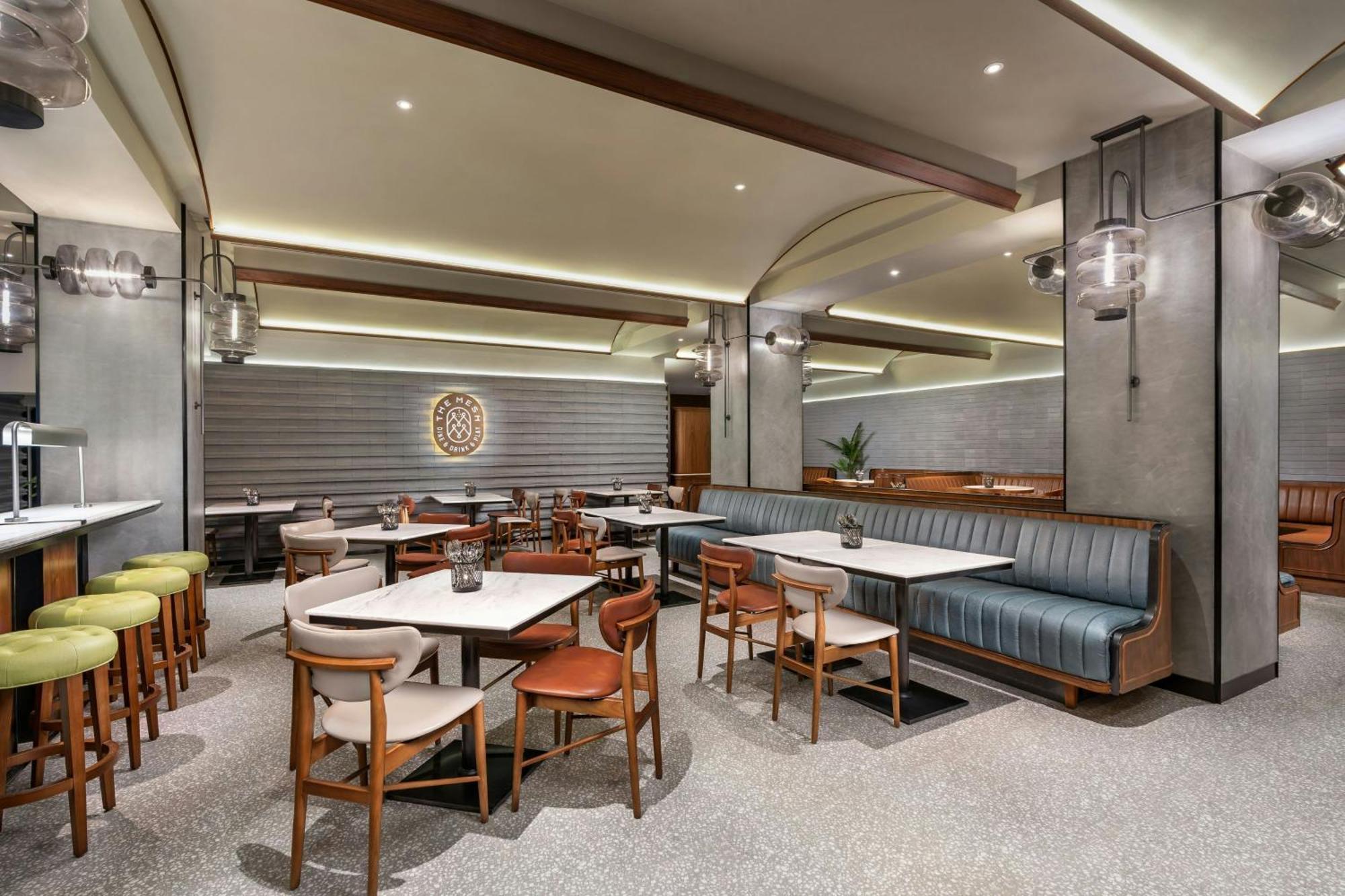 Four Points By Sheraton Bangkok, Sukhumvit 22 Exterior photo