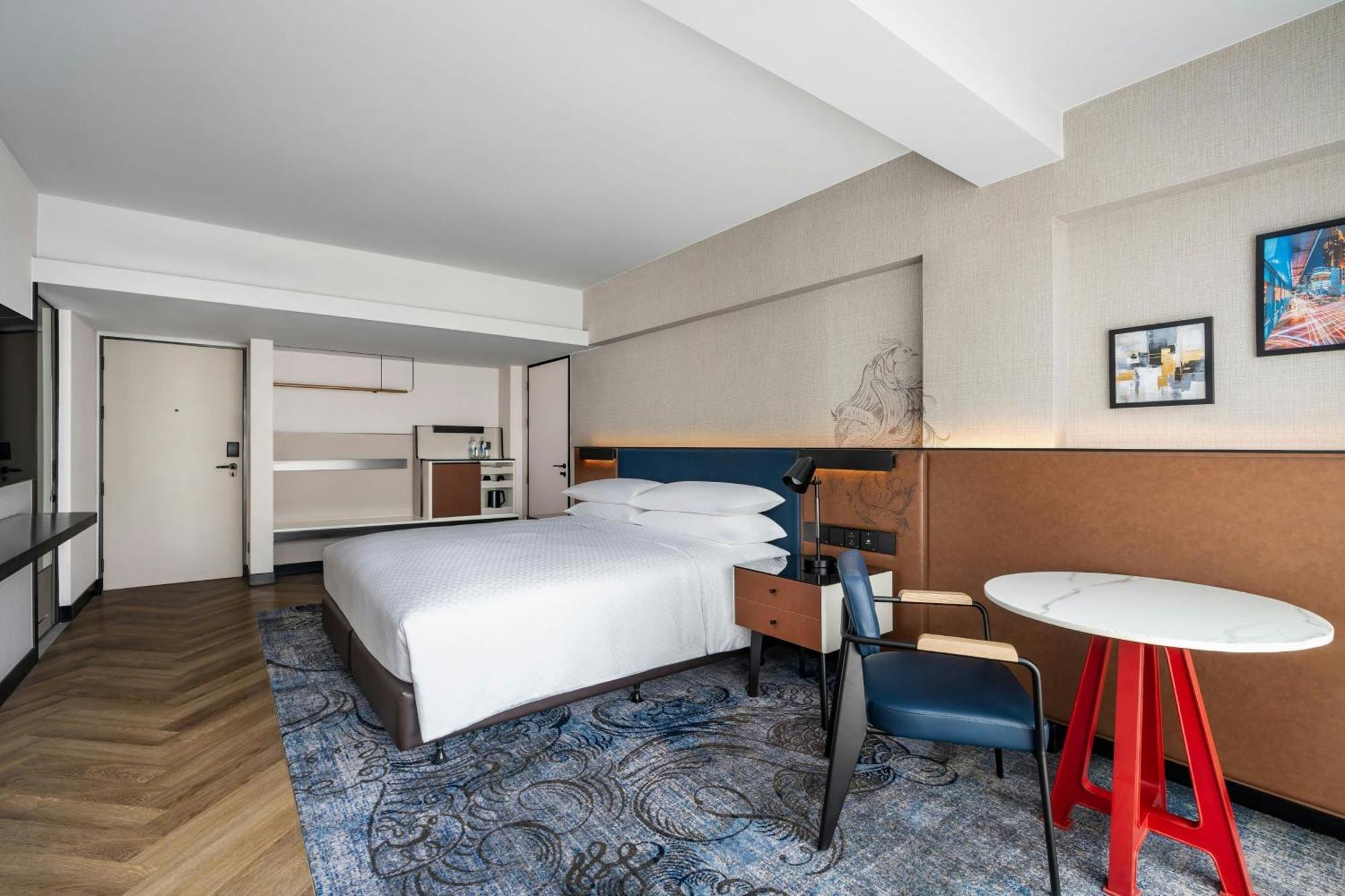 Four Points By Sheraton Bangkok, Sukhumvit 22 Exterior photo