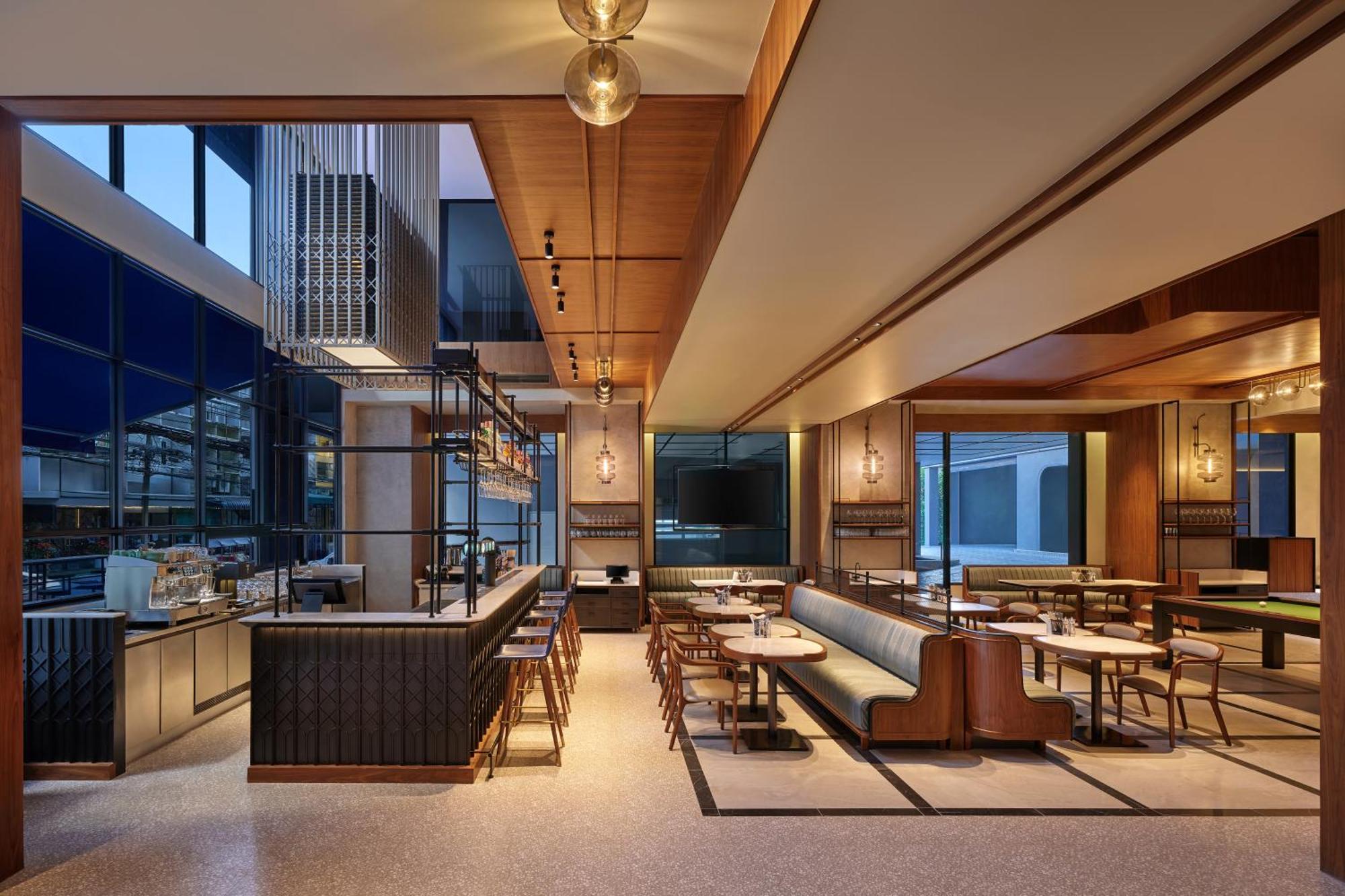 Four Points By Sheraton Bangkok, Sukhumvit 22 Exterior photo